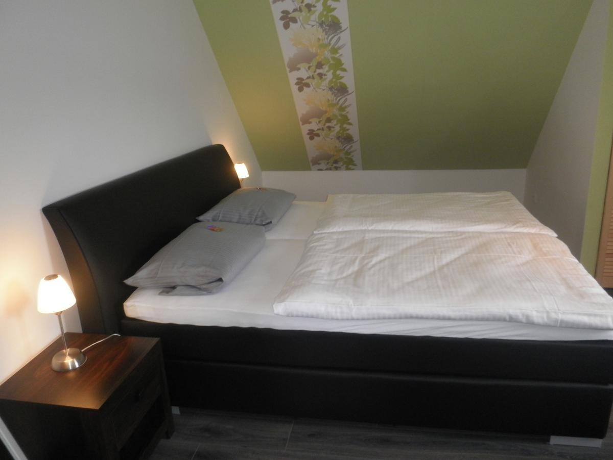 Bennetts Restaurant Und Hotel Wittingen Δωμάτιο φωτογραφία