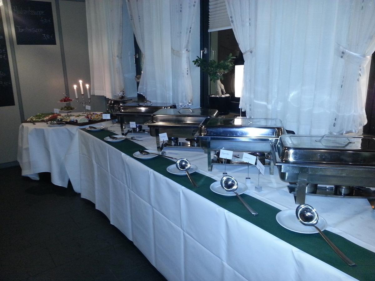 Bennetts Restaurant Und Hotel Wittingen Εξωτερικό φωτογραφία