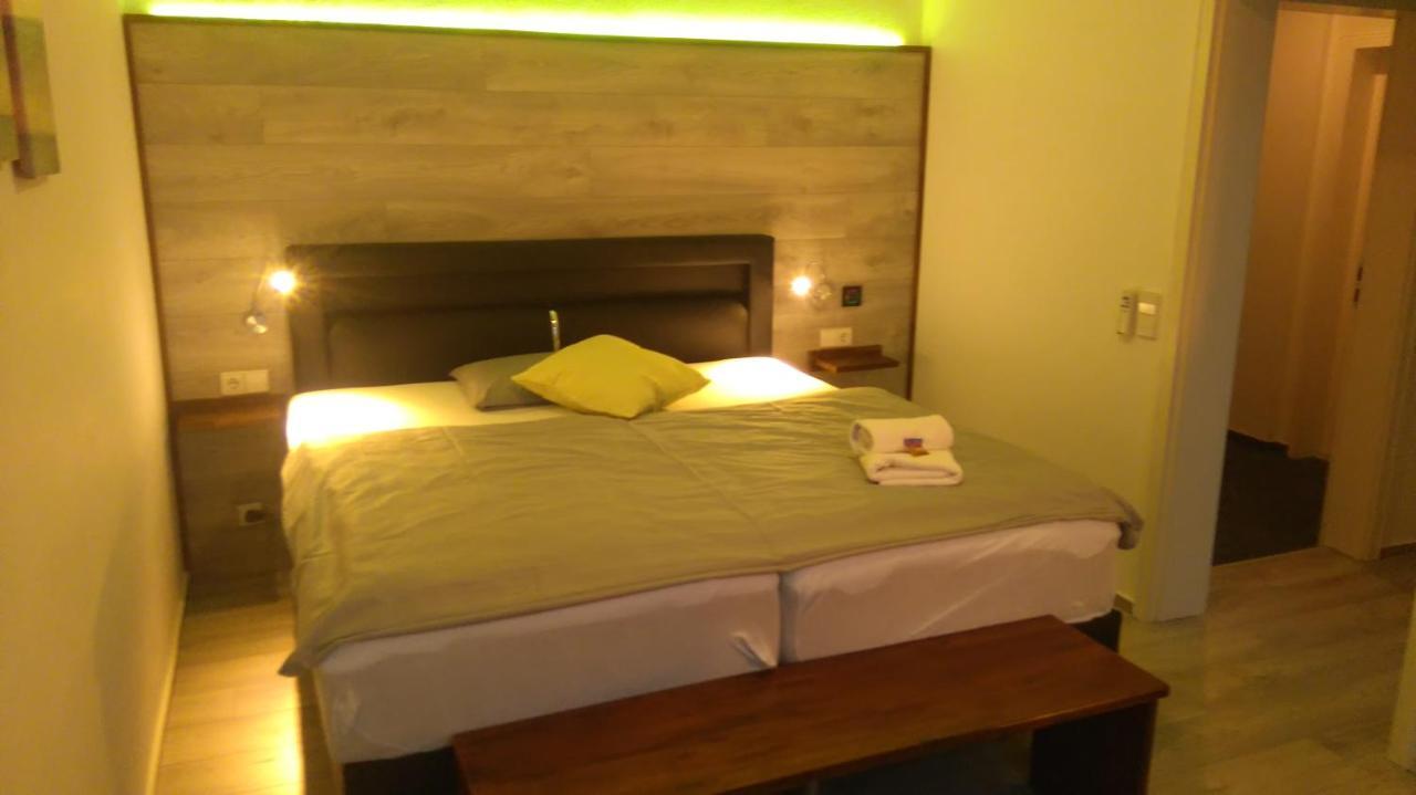 Bennetts Restaurant Und Hotel Wittingen Εξωτερικό φωτογραφία